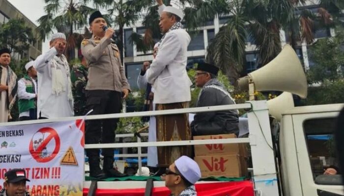 Polsek Cikarang Selatan Kawal Pengamanan Pawai Ta’aruf Sambut Tahun Baru Islam