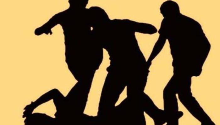 Viral!!! Pengeroyokan Diduga Dilakukan Tiga Oknum Honorer Disdik Kabupaten Bekasi