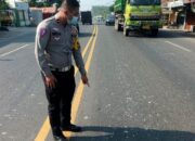 Pengendara Motor Yamaha KMX King Warga Tangerang Tewas Terlindas Truk di Jalan Raya Serang Banten