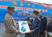 “Ngariung Iman Ngariung Aman”, Kapolres Condro Sasongko Membangun Sumur Bor dan Memberikan 80 Paket Sembako Plus Uang Saku Santri Ponpes At-Tadzib.