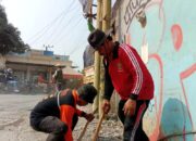 Jaga Kebersihan Lingkungan, Kades Burangkeng Tanamkan ke Warga Rajin Kerja Bakti dan Gotong-Royong