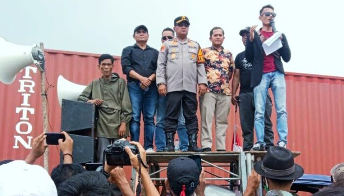 Kapolres Serang Turun Tangan, PT Lami Packaging Indonesia Bersedia Rekrut Warga Desa