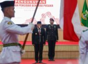 Pj Gubernur Al Muktabar Kukuhkan Paskibraka Provinsi Banten Tahun 2024