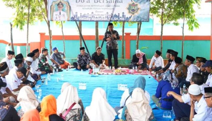12 Tahun Dinanti Warga, Walikota Helldy Agustian Resmikan Betonisasi Jalan Umum Warnasari Cilegon