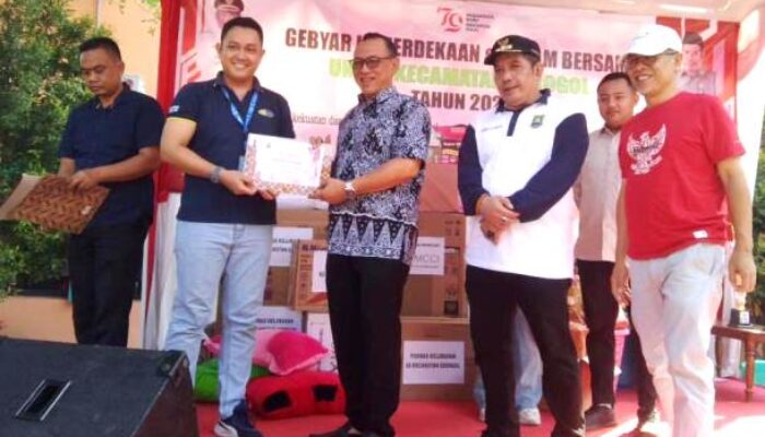 Hadiri Gebyar Kemerdekaan di Gerogol, Wali Kota Helldy Agustian Pastikan Layanan UMKM Dipermudah