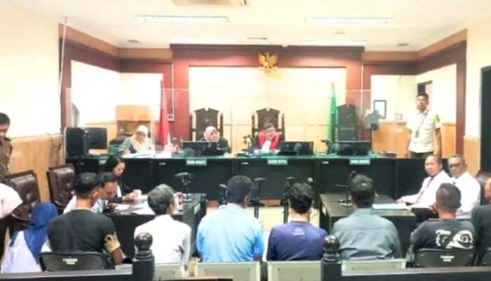Belasan Pelanggar Perda Jalani Proses Sidang di PN Tangerang Banten, Pol PP Larang Wartawan Meliput