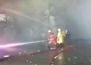 Pabrik Kertas Fajar Papper Cikarang Barat Bekasi Terbakar