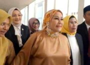 Mantan Gubernur Banten Ratu Atut Chosiyah Hadiri Pelantikan 100 Anggota DPRD Provinsi Banten Periode 2024-2029