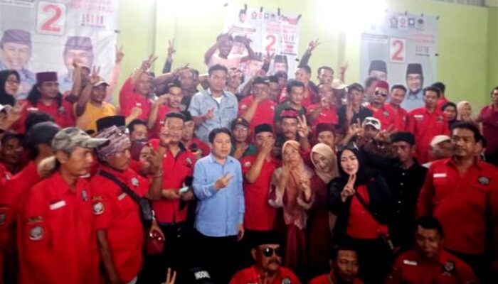 Minta Dukungan, Cabup Bekasi BN Holik Hadiri Deklarasi Pengurus Ormas MJN Cabangbungin  