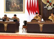 Sidang Kabinet Paripurna Perdana, Presiden Prabowo Tekankan Efisiensi Anggaran Negara dan Pentingnya Kerja Sama Tim