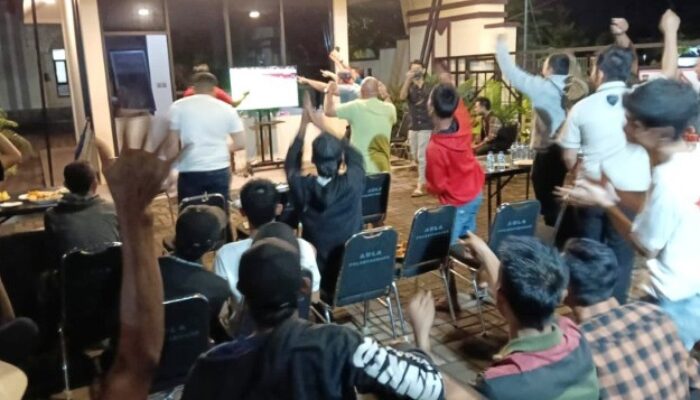 Kapolres Gelar Ngariung Iman Ngariung Aman Sambil Nobar Kualifikasi Piala Dunia 2026 Zona Asia