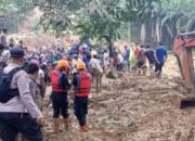 Tanah Longsor di Padang Lawas Sumut, Empat Orang Sekeluarga Tewas Tertimbun