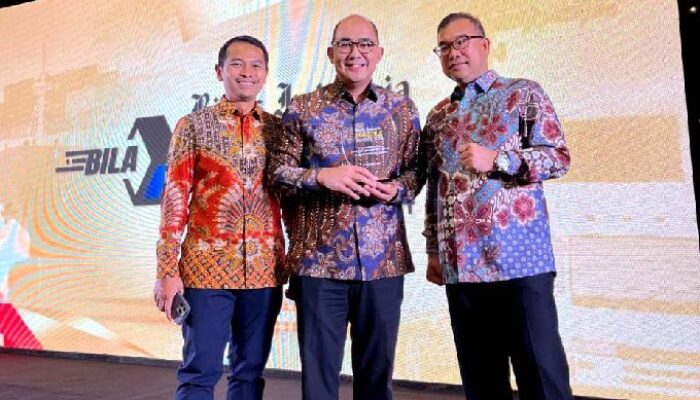Dinilai Tumbuh Pesat, PT PCM Raih Bisnis Indonesia Logistics Award 2024