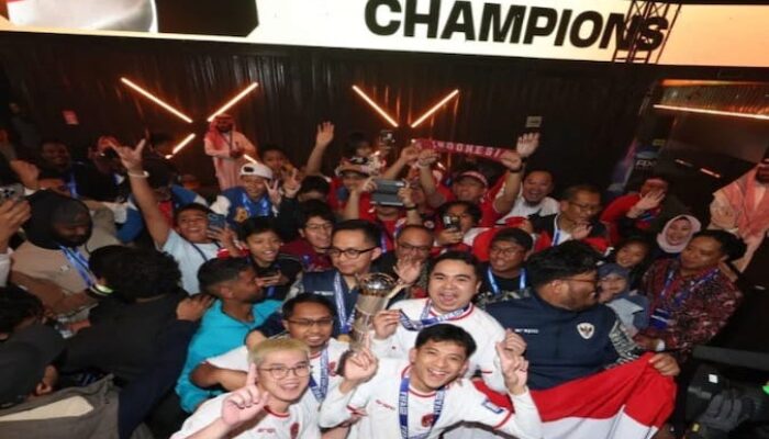 Kalahkan Brazil, Indonesia Juara Dunia! Timnas eFootball Indonesia Jadi Juara Dunia FIFAe World Cup 2024 Kategori Console