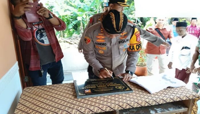 Kapolres Sasongko Tanda Tangani Peresmian Musholla Nurul Hidayah