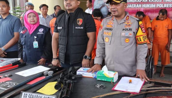 4 Komplotan Maling asal Jateng Spesialis Pembobol Toko Kelontong, Ditembus Timah Panas Resmob Serang Banten