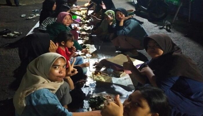 Munggahan Tradisi Jelang Ramadan 1446 H, Warga Cacat Veteran Ciracas Serang Banten Bancakan Nasi Liwet
