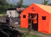 Dua Rumah Warga Bojongmangu Kebakaran, BPBD Kabupaten Bekasi Turunkan Personel Bantu Korban