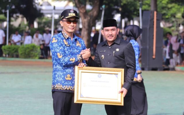 9.051 PPPK Pemkab Bekasi Dilantik, Bupati Ade Kuswara: Tunjukkan Kinerja Terbaik sebagai Birokrat
