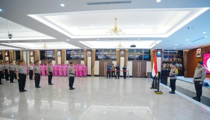 Kapolri Pimpin Korps Raport 38 Perwira Tinggi