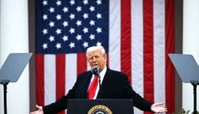 Kecuali untuk China, AS Putuskan Tunda Kenaikan Tarif Impor 32%