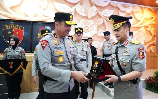 Kapolda Banten Pimpin Serah Terima Jabatan Karo SDM
