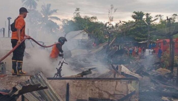 18 Rumah Dinas TNI di Kota Langsa Aceh Hangus Terbakar