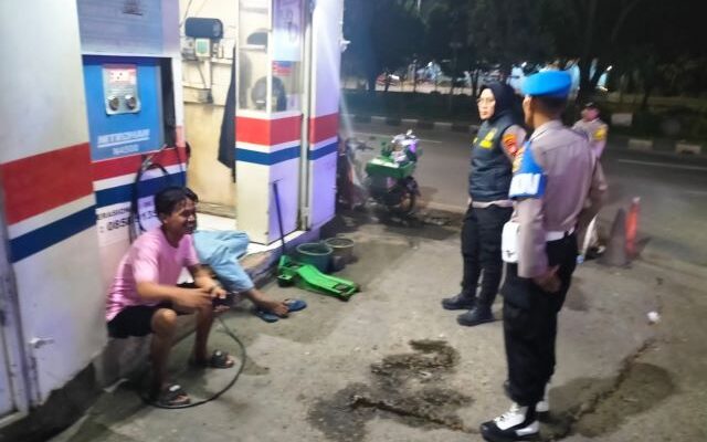 Blue Light Patrol Polsek Kedungwaringin Antisipasi Kejahatan Jalanan dan Tawuran