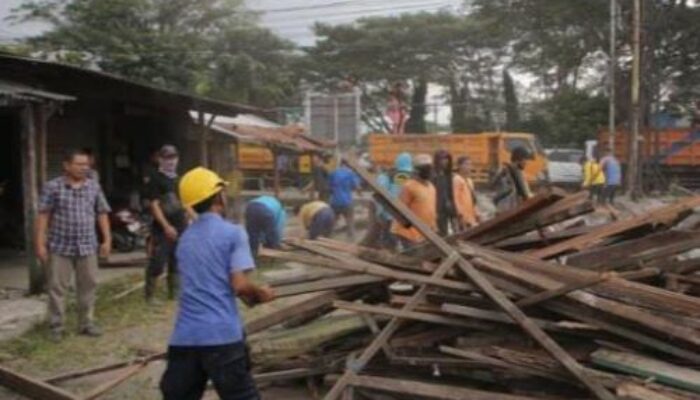 Pemkot Tangerang Bongkar Puluhan Kios di Pasar Pisang Babakan untuk Fasilitas Publik