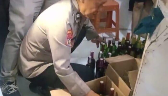 Tekan Gangguan Kamtibmas, Kapolres Serang Banten Perintahkan Semua Polsek Gencar Razia Peredaran Miras