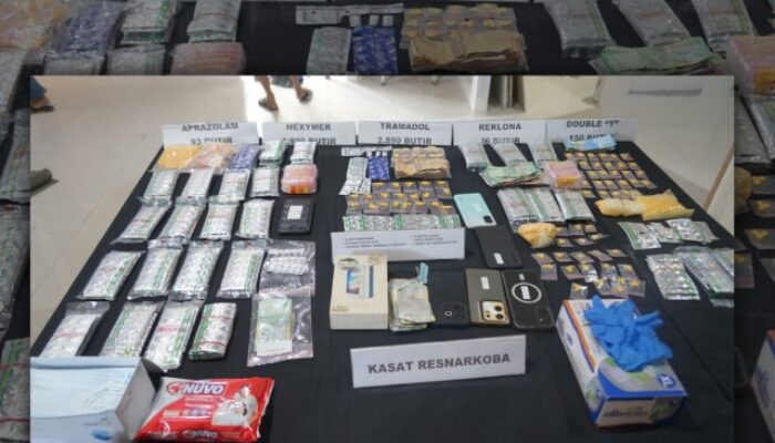 Ungkap Peredaran Obat Terlarang, Polres Metro Bekasi Sita Ribuan Pil Ilegal Senilai Rp 17 Juta
