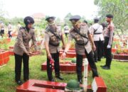 Sambut Hari Bhayangkara ke-79, Polda Banten Laksanakan Ziarah dan Tabur Bunga