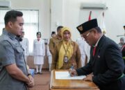 Wali Kota Robinsar Lantik Pelaksana Duta Pancasila Paskibraka Cilegon