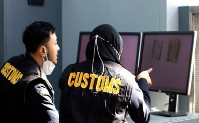 Turun Dari Pesawat Rute Bangkok – Jakarta, WNA Thailand Ditangkap Petugas Bea Cukai Soetta