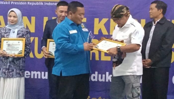 Kapolres Serang Condro Sasongko Kembali Raih Penghargaan Sebagai Polisi Inovatif dan Kreatif dari KNPI