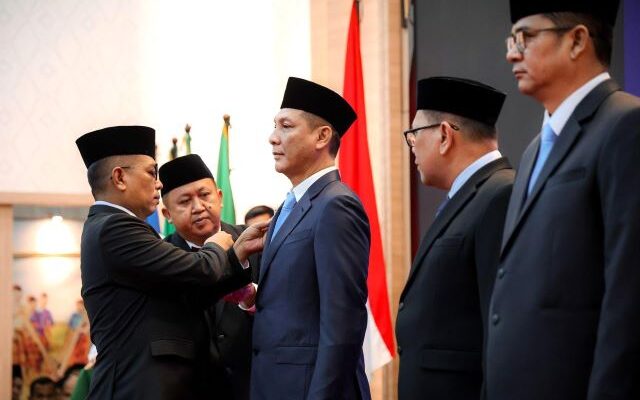 Resmi Dilantik Jadi Sekda, Kemampuan Deden Diuji dalam Memanage Birokrasi Banten