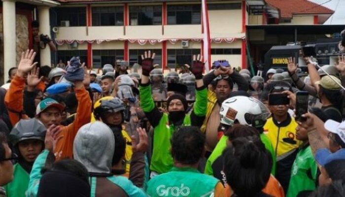 Berujung Kisruh, Aliansi Ojol Menduga Ada Penyusup pada Aksi Solidaritas Ojol Solo Raya
