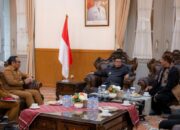 Terima Kunjungan Pemangku Adat Kasepuhan Cisitu, Gubernur Andra Soni: Masyarakat Adat Jaga Ketahanan Pangan Provinsi Banten
