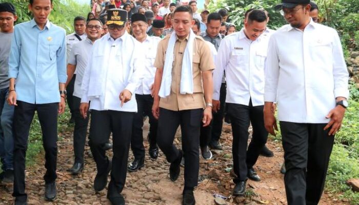 Gubernur Banten Andra Soni Tinjau Kondisi Jalan Yang Bakal Tersentuh Program Bang Andra