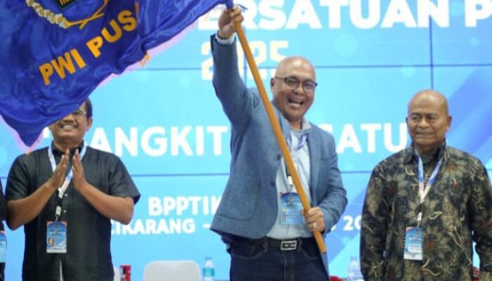 Akhmad Munir Pimpin PWI Pusat 2025–2030, Rian Nopandra: Cendramata Kopi Bubuk Leuit Baduy agar Munir selalu “Melek” dalam Memimpin