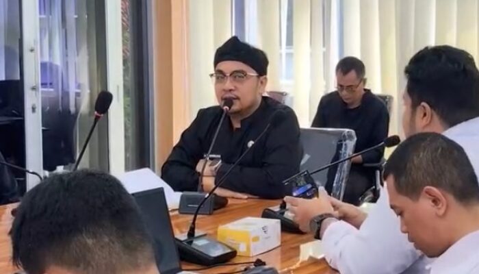 Pejabat Bapenda Subang Hindari Konfirmasi Wartawan Saat Isu Korupsi Pajak Merebak, Ini Analisis Psikolog
