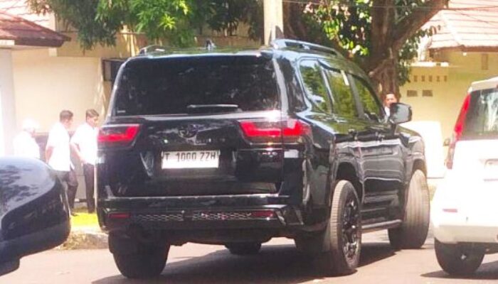 Diduga ‘Bodong’,  Plat Nomor Mobil Dinas Bupati dan Wabup Subang Tak Terdaftar di Samsat Online