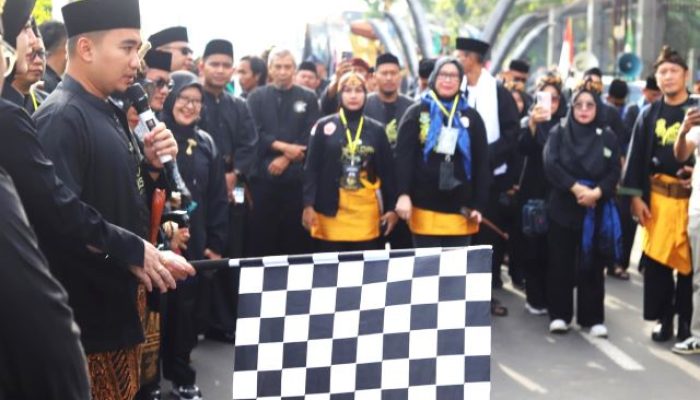 Pemerintah Kota Cilegon Gelar Kirab Budaya Golok Day 2025