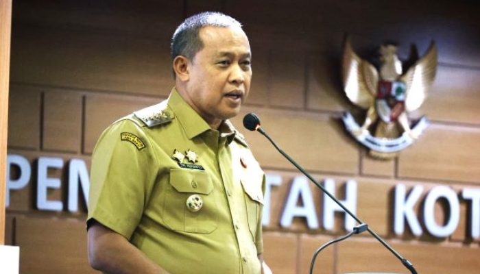 HGN 2025, Wali Kota Bekasi Berikan Kado Istimewa: Ratusan Guru Honorer Diangkat jadi PPPK Paruh Waktu