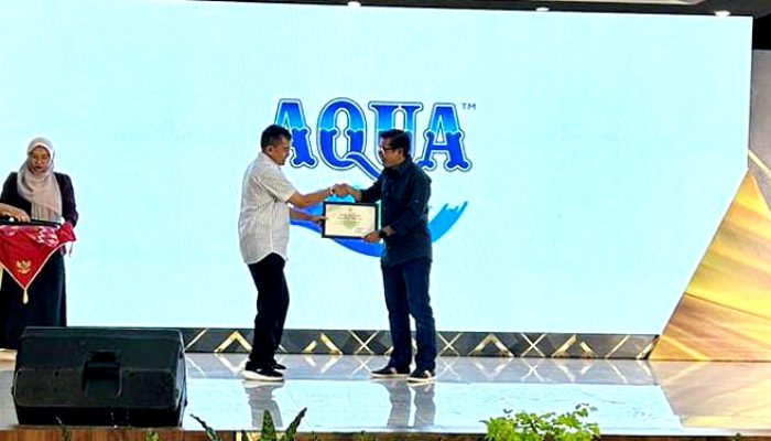 Komitmen Sosial Teruji, PT Tirta Investama – AQUA Raih CSR Award 2025 dari Pemkab Subang