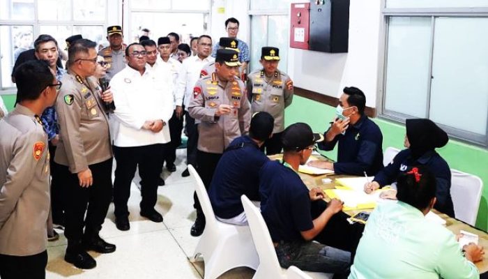 Hadiri Bakti Sosial Donor Darah HUT ke-53 KSPSI, Kapolri Tegaskan Dukungan untuk Kesejahteraan Buruh