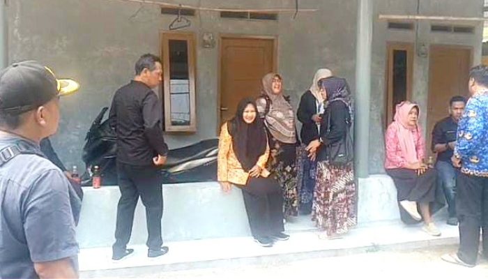 DP2KBP3A Subang Sambangi Kediaman Korban Beri Dukungan Psikologis Pasca-Tragedi di PT Matsuoka