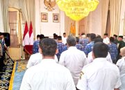 Dilakukan Tertutup, Walikota Robinsar Melantik 14 Pejabat eselon II dan 4 Plt