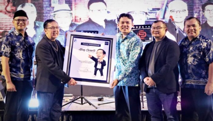 Moesik Jadoelan: PBB Berikan Award Perdana Pemerhati Musisi Banten