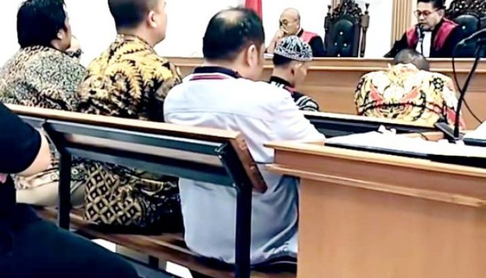 Skema “Pinjaman Politik” dan Fee Proyek Terungkap di Sidang Tipikor: Nama Pejabat Bekasi Terseret